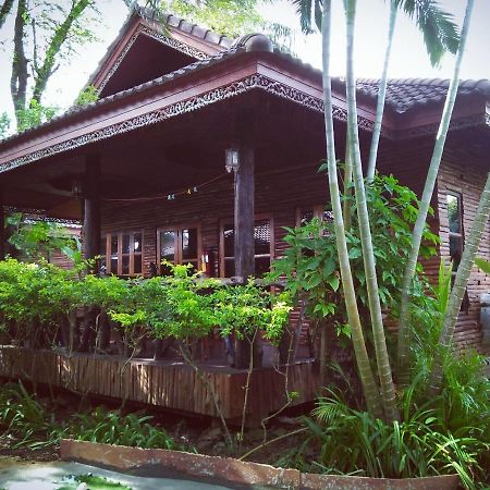 Euro Lanta White Rock Resort Koh Lanta Exterior photo