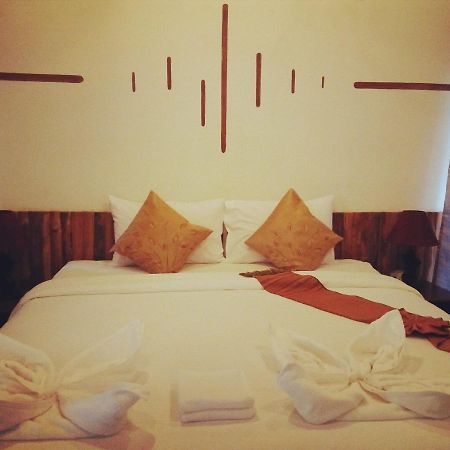 Euro Lanta White Rock Resort Koh Lanta Exterior photo