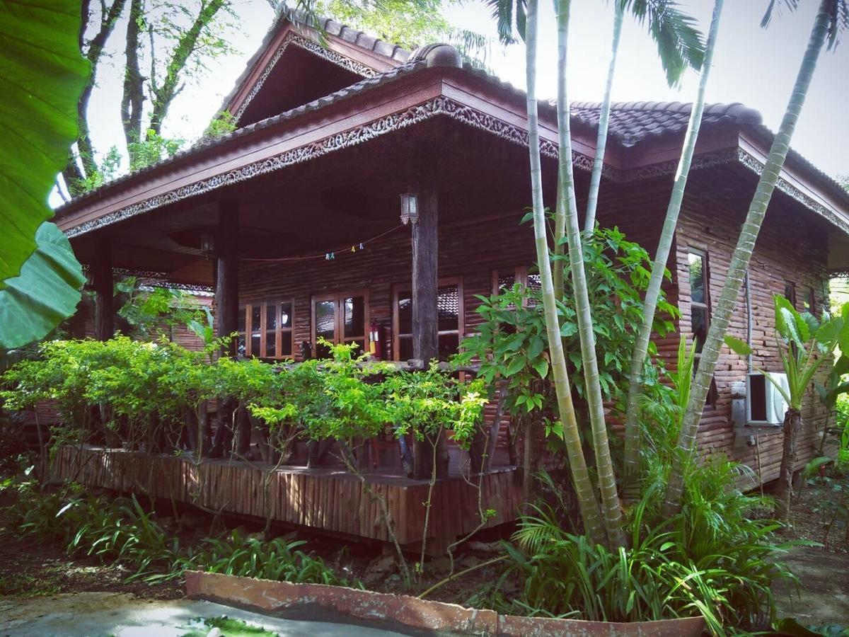 Euro Lanta White Rock Resort Koh Lanta Exterior photo